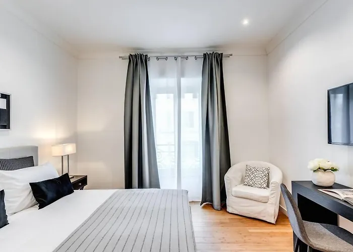 Charming Flat By The Vatican דירה